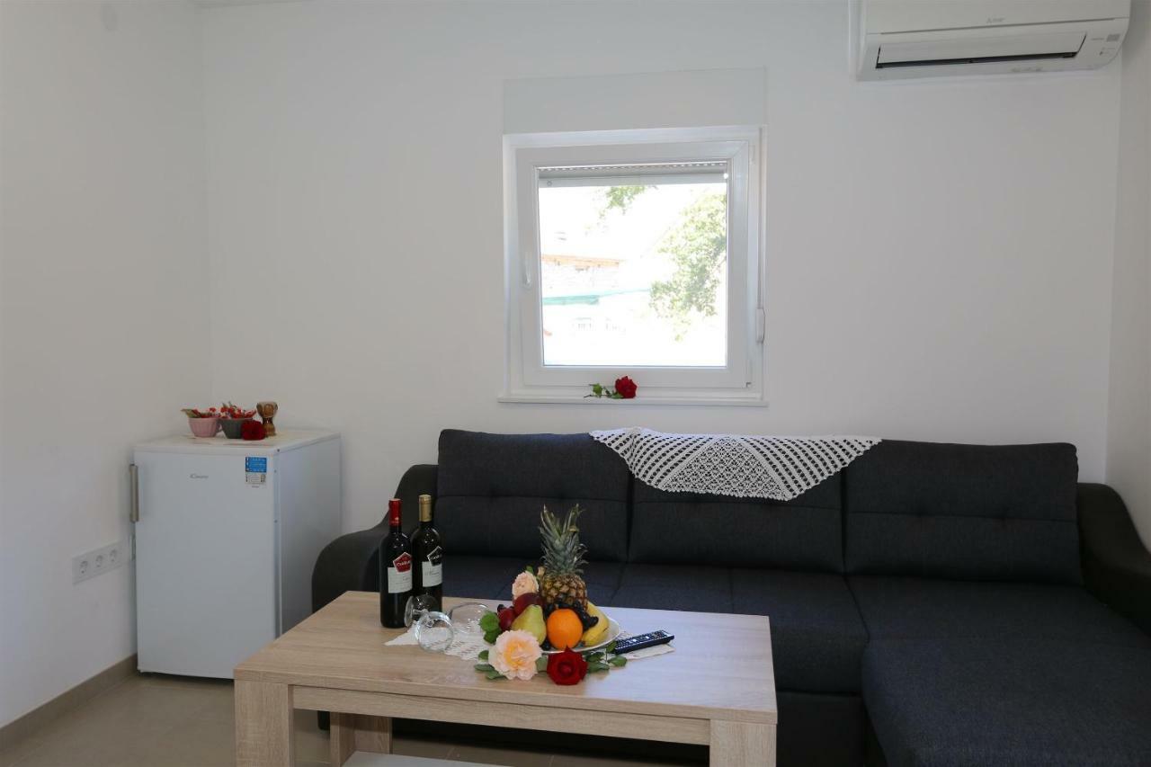 Apartments Maric-Hlapa ソリネ エクステリア 写真