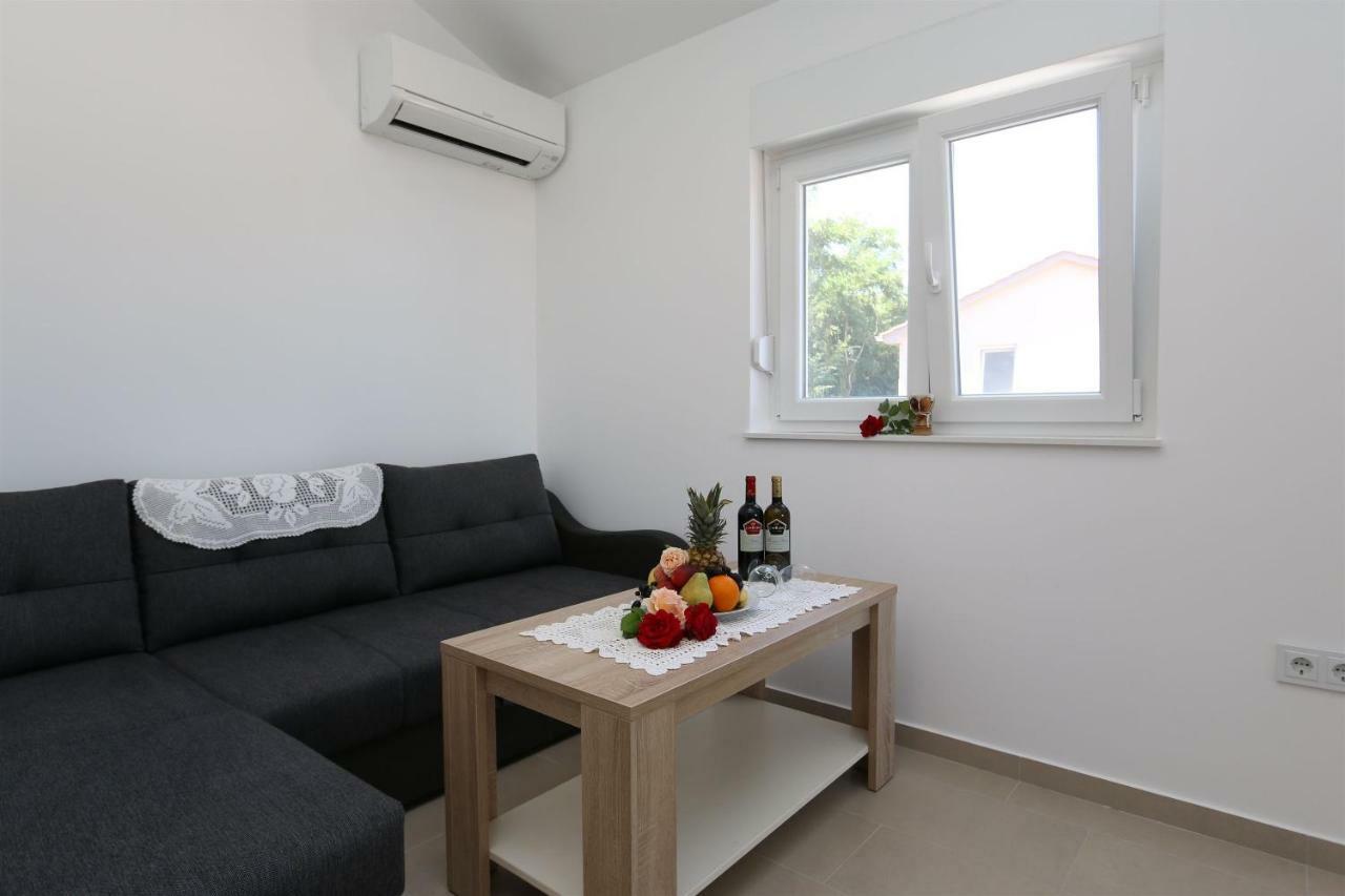 Apartments Maric-Hlapa ソリネ エクステリア 写真